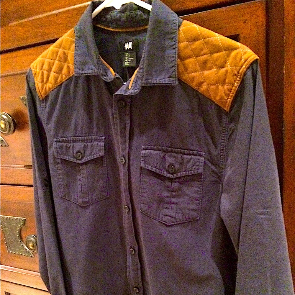 HM BLUE SHOOTING SHIRT w/Shoulder Patch; Small $15